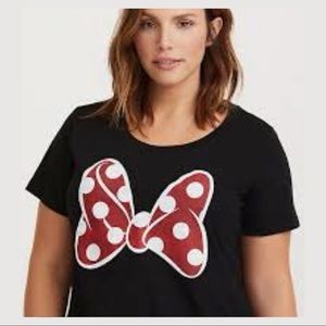 NWT DISNEY TORRID MINNIE BOW TEE